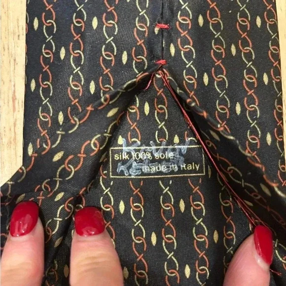 Brioni Hand Sewn 100% Silk Made In Italy Infinity Geometric Mens Neck Tie